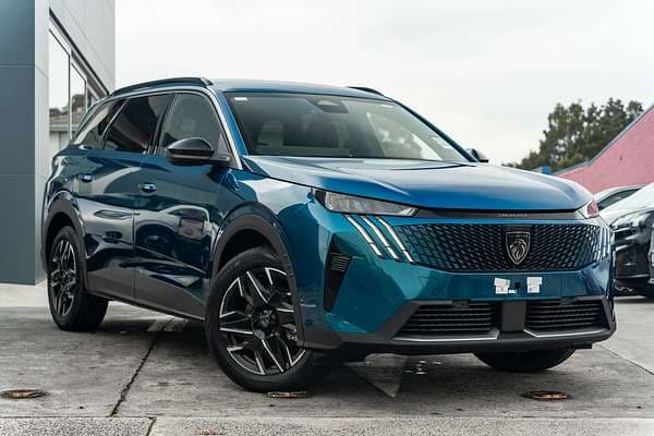2025 Peugeot 5008