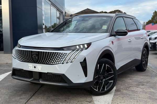 2025 Peugeot 5008